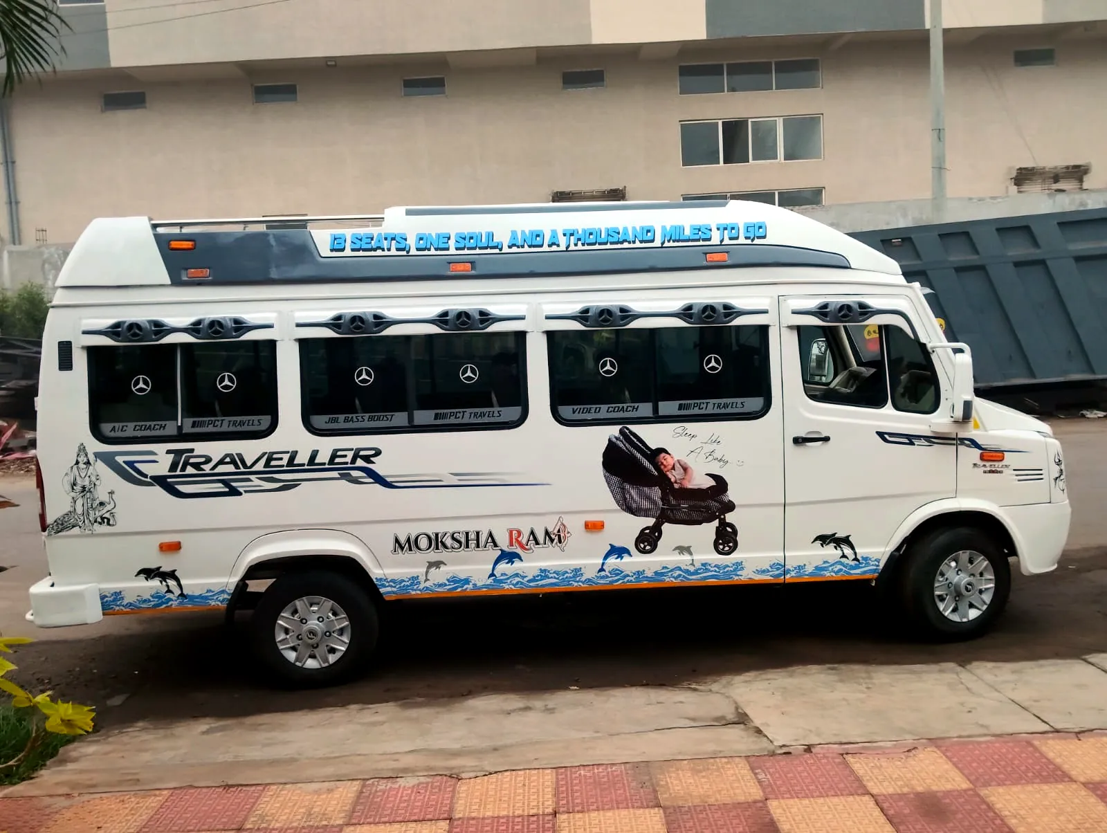White Force Tempo Traveller — side view